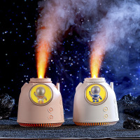 Astronaut Styling Flame Humidifier 071